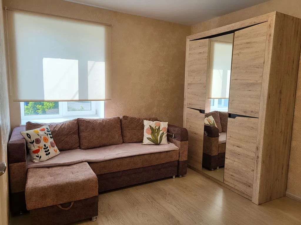 Уютная светлая квартира в самом центре города — аренда посуточно в Кемь