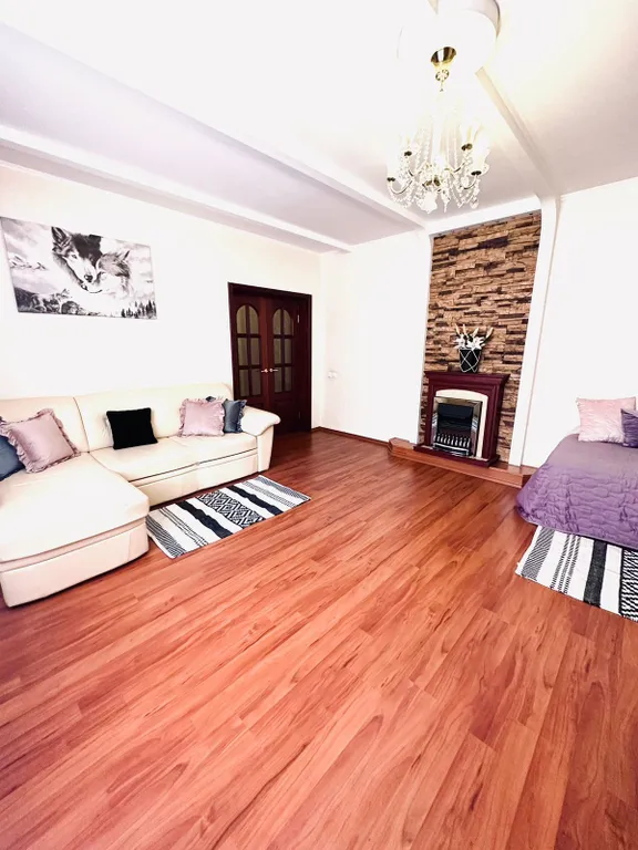 Просторная трехкомнатная квартира