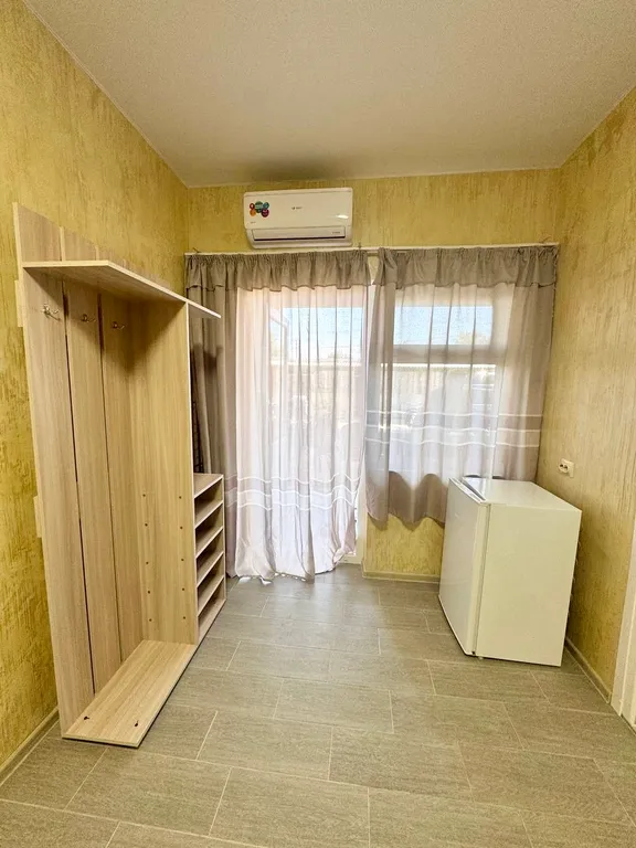 Семейный номер с кухней на веранде в центре