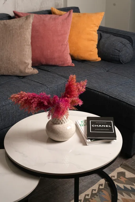 Улучшенные апартаменты с балконом в центре города