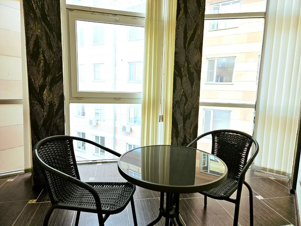 Двухкомнатная рядом с Театром кукол