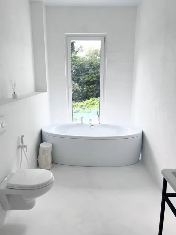 Современный дом с видом на природный парк