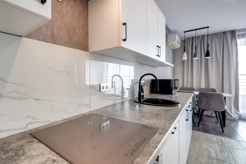 Трехкомнатная квартира с видом на море