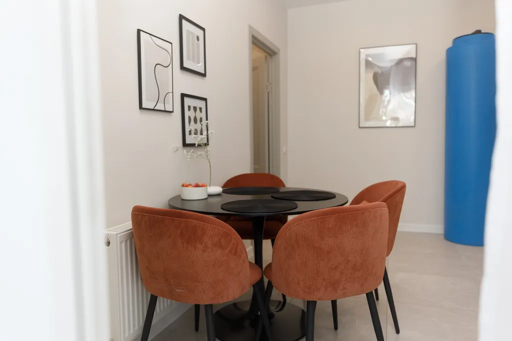 Стильная квартира в новостройке с видом на парк и море