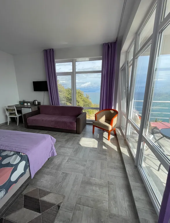 Квартира Комната — аренда посуточно в Семидворье