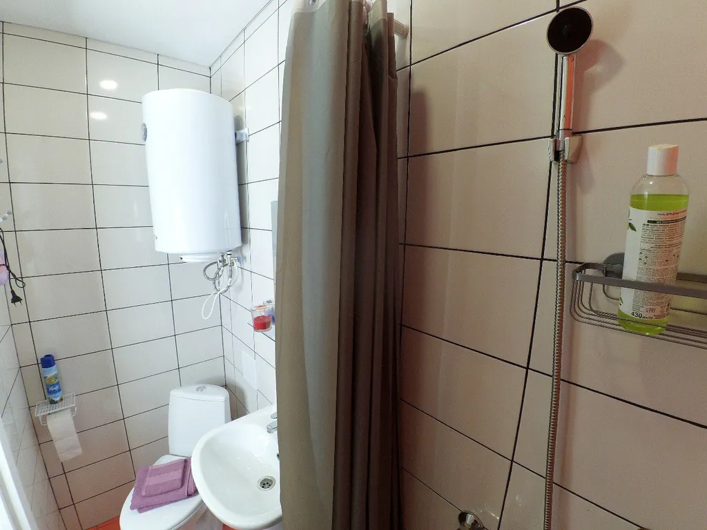 Апартамент Tat House в центре города у станции метро