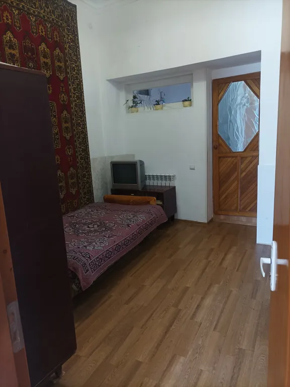 Квартира 2-комнатная Квартира — Евпатория