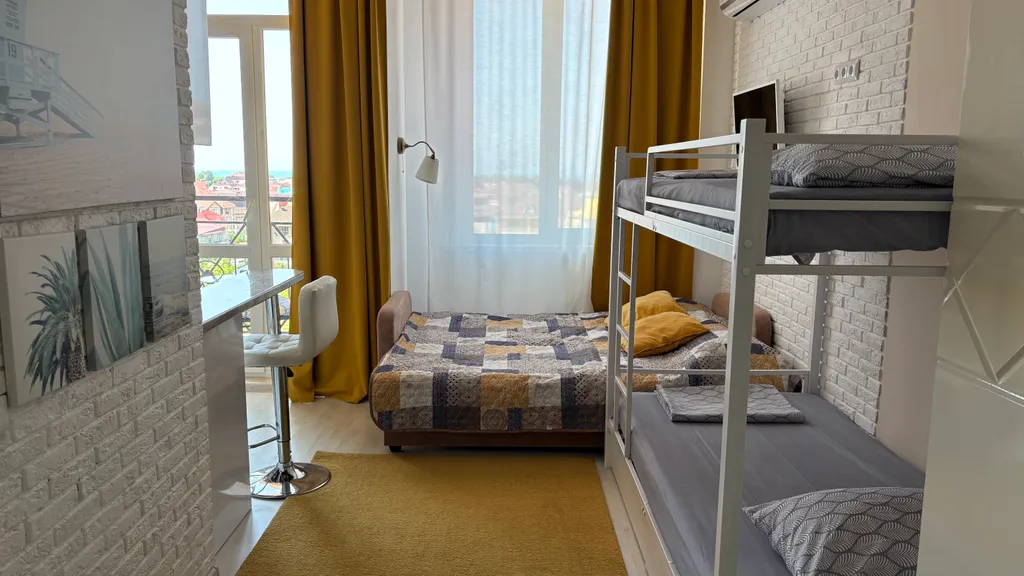 Новая студия с видом на море