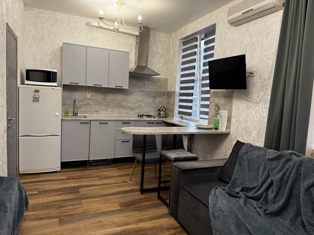 Апартамент с кухней в частном доме в 300 м от набережной