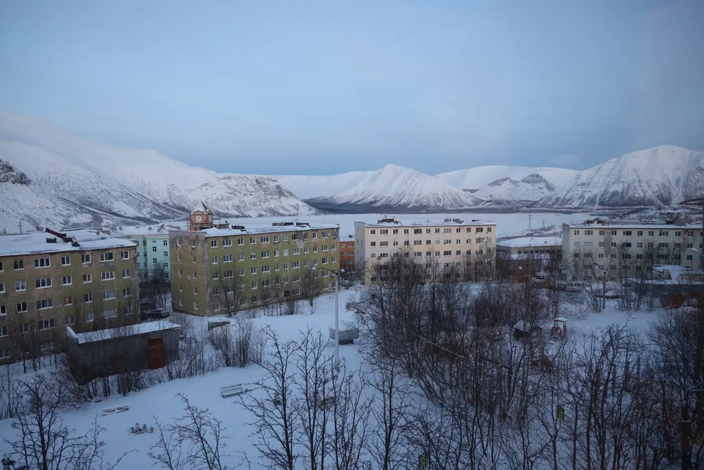 Квартира Квартира в центре с видом на озеро — Кировск