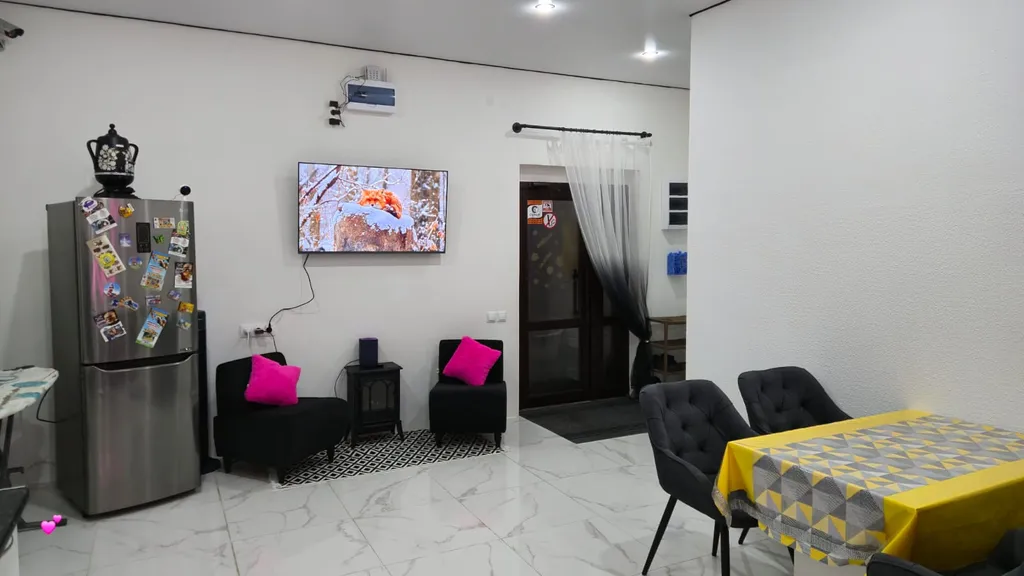 Квартира Квартира Четырехместный номер в центре города,с зоной отдыха и бассейном — Темрюк