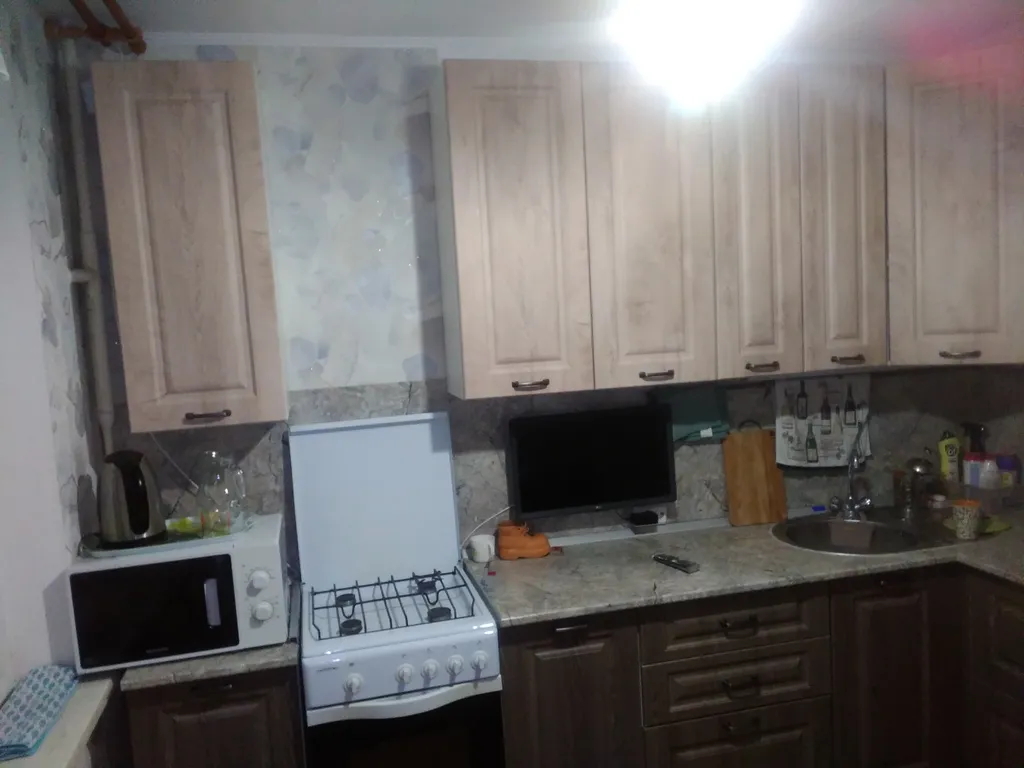 Oднoкомнатная квартиpа на въeзде в Чepeпoвец у ТЦ Аксон