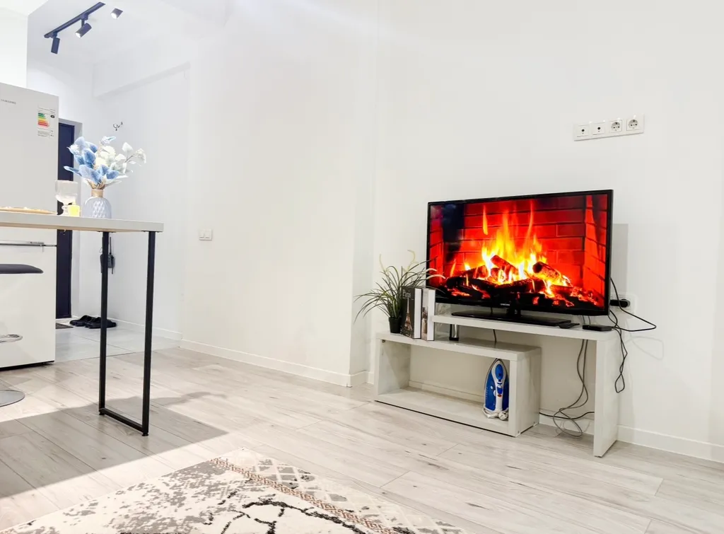 Рядом автовокзал сайран