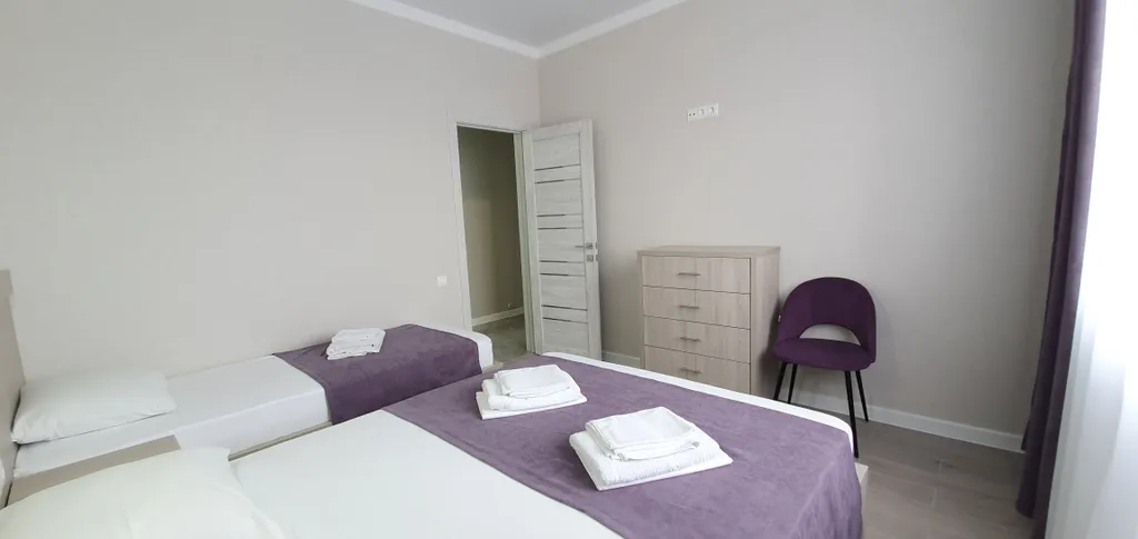 Светлые апартаменты в центре Витязево