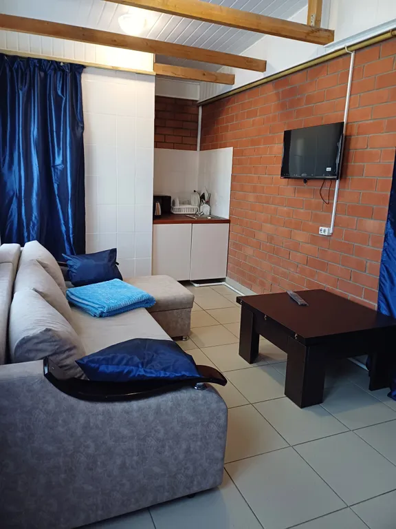 Квартира Уютная комната в частном доме с индивидуальным входом — аренда посуточно в Тольятти