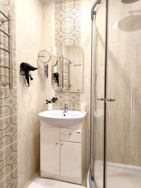 Просторная двухкомнатная квартира рядом с бизнес-центром Plaza