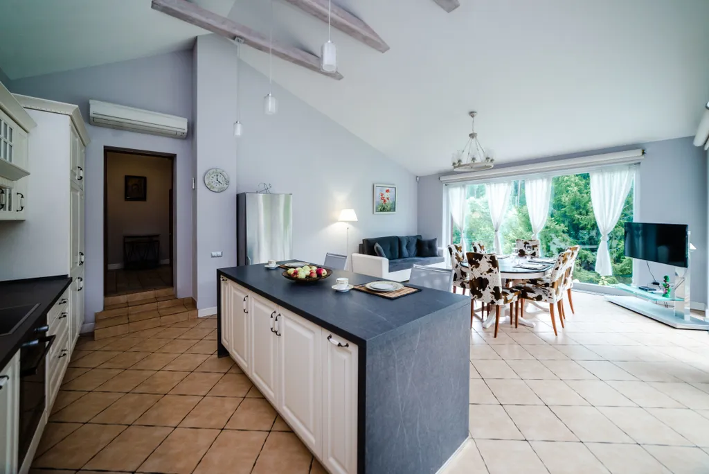 Дом в Красногорске с бассейном и сауной