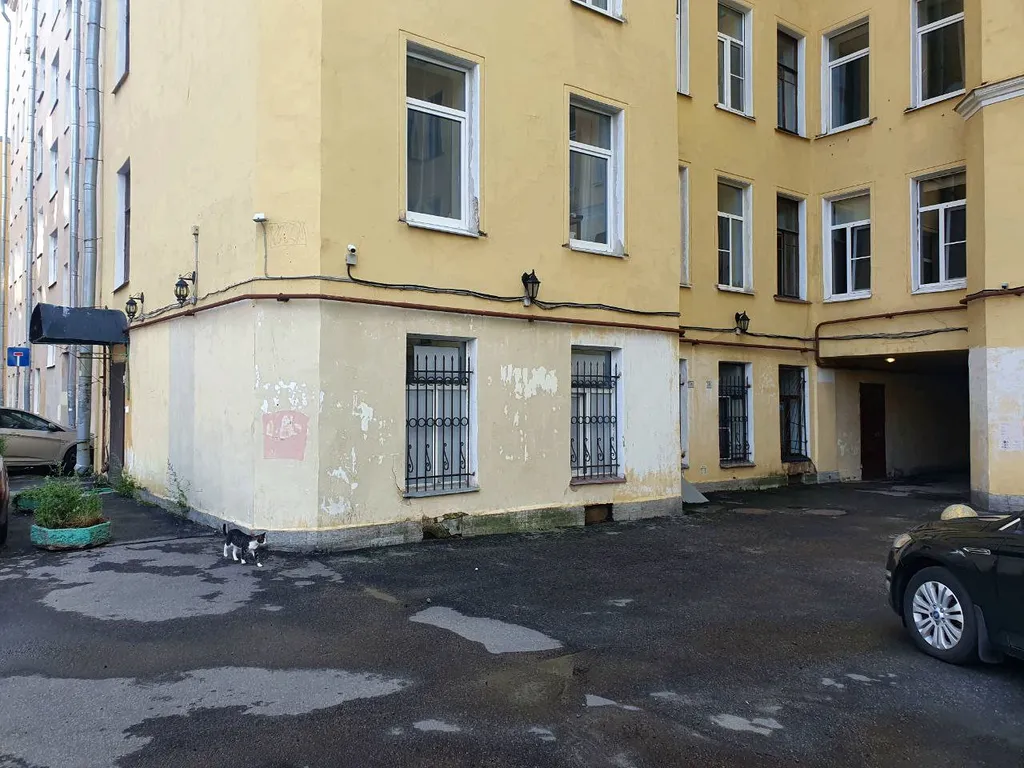 Уютная мини гостиница в типичном Питерском дворе