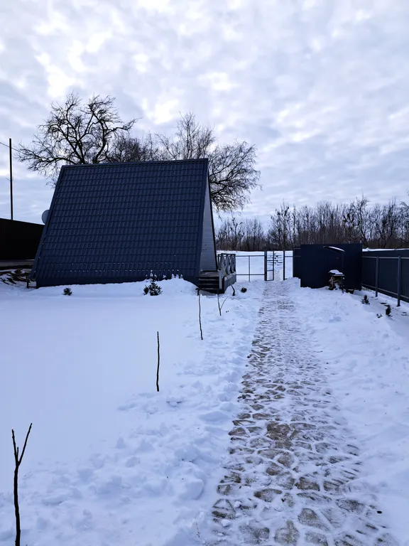 Домик у реки