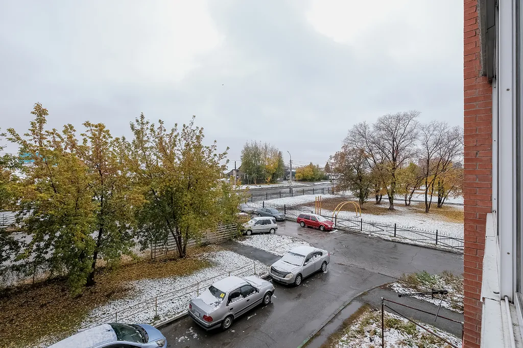 Современная квартира возле МНТК имени Федорова