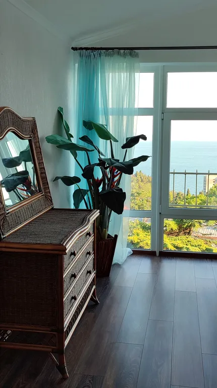 Дом с бассейном Чаир, вид  на море и горы, мангал, беседка, парковка