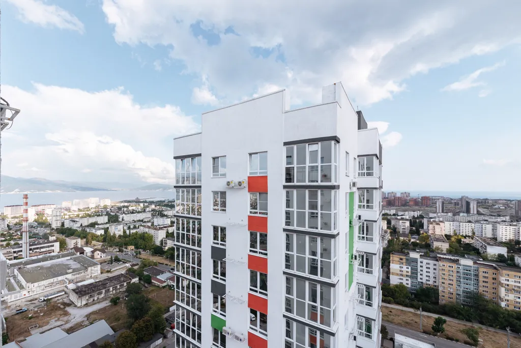 Уютная новая двухкомнатная квартира с видом на море