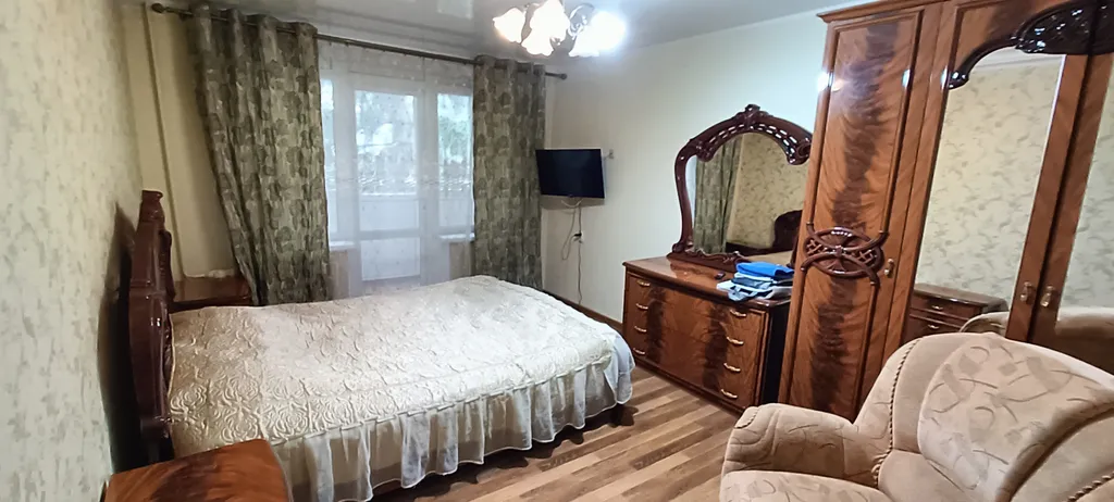 Квартира рядом со входом в верхний парк