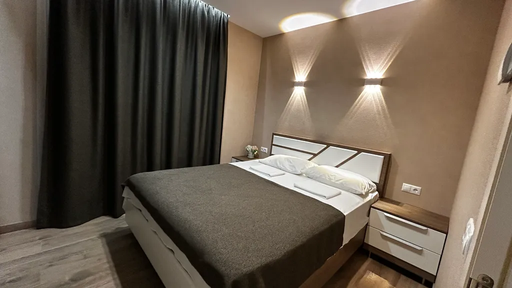 Квартира Семейные апартаменты с балконом — аренда посуточно в Алушта