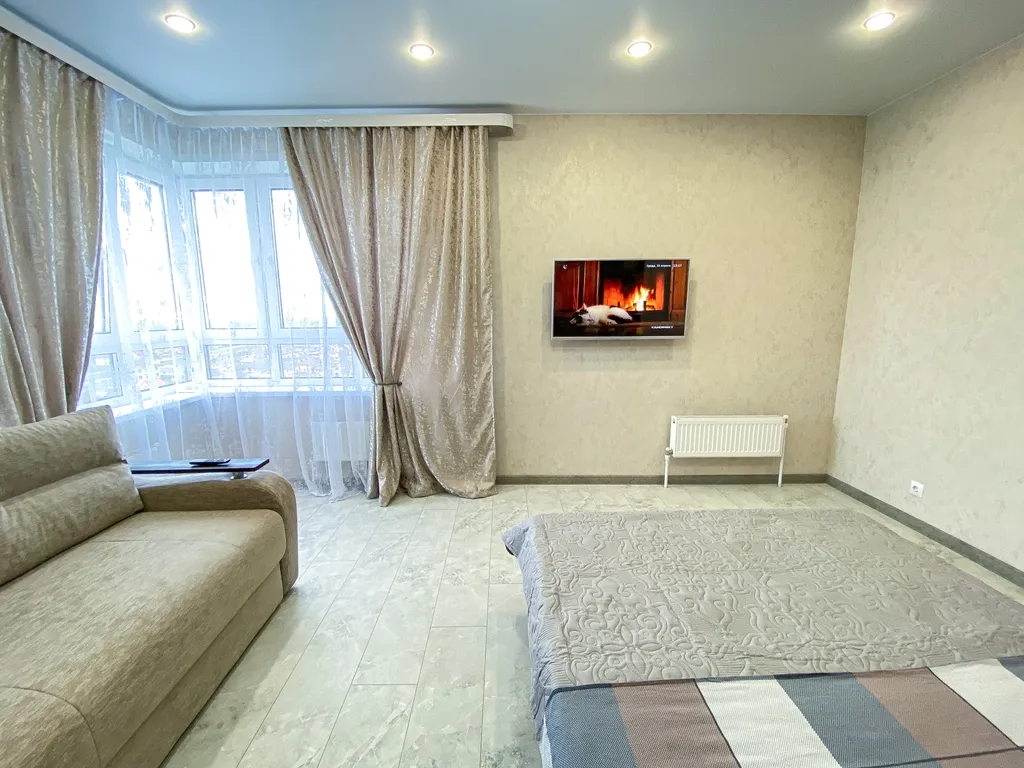 Квартира с сумасшедшим видом из окна на выезде из города