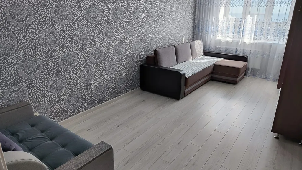 Уютная квартира в новом доме — аренда посуточно в Ейск