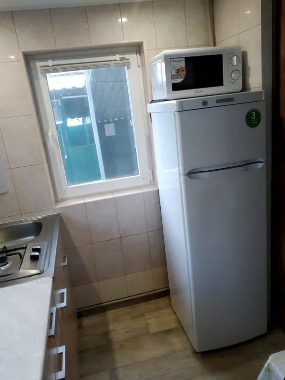 Часть дома с двумя комнатами