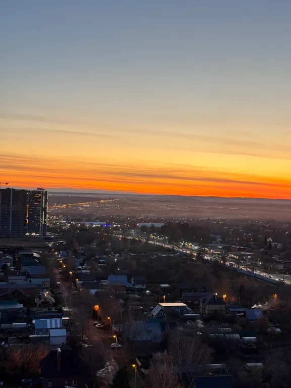 Уютная евродвухкомнатная квартира у Планеты