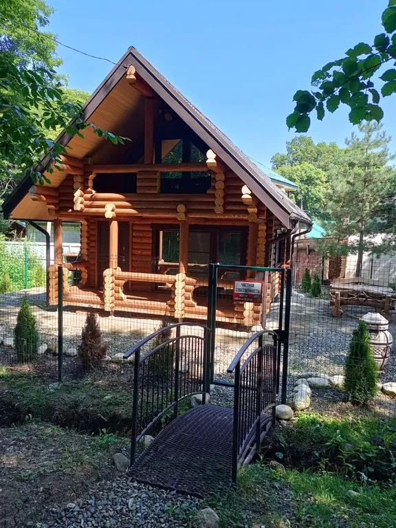 Коттедж Сруб с банным чаном — аренда посуточно в Гуамка