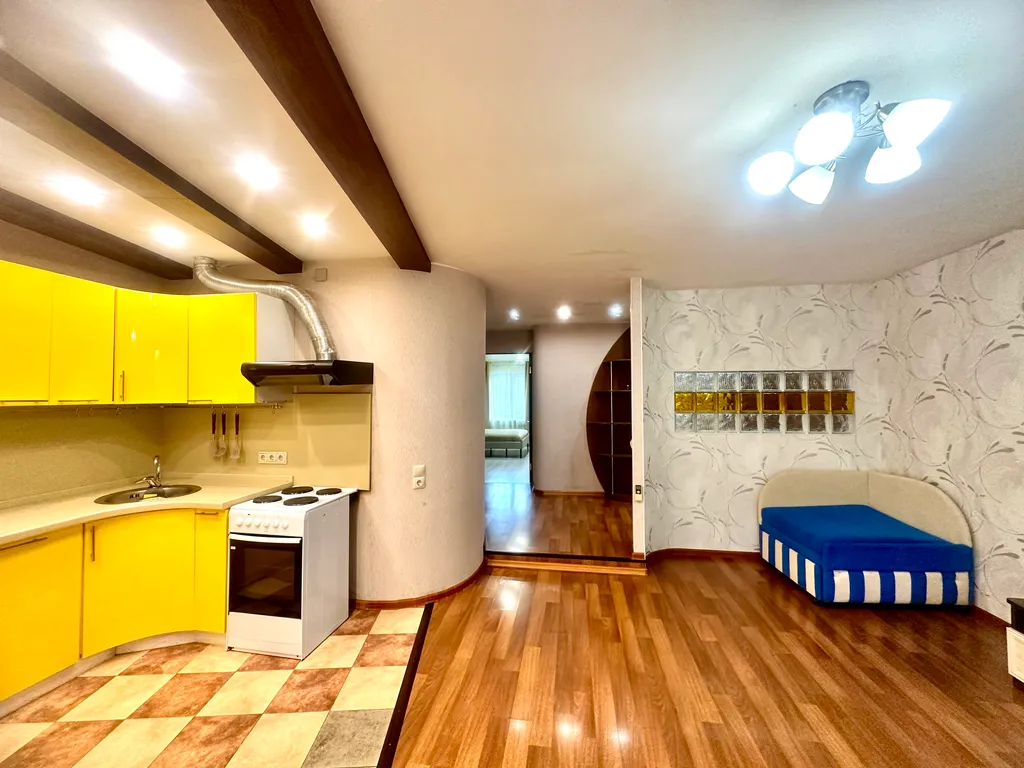 Комфортная квартира с Большой Гостиной