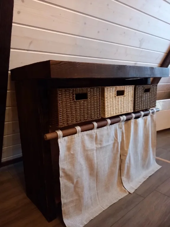 Дом под соснами