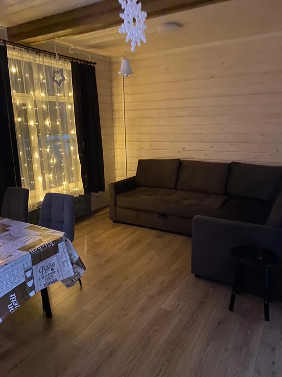 Коттедж Уютный коттедж с видом на озеро Врево — Володарское