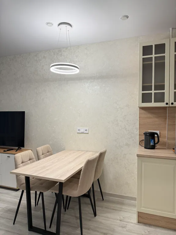 Новая квартира со стильным ремонтом в удобном районе