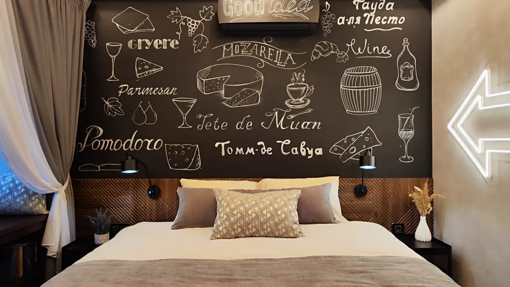 Оригинальная студия на берегу Волги