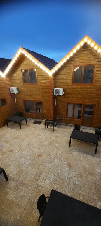 Домик на берегу моря