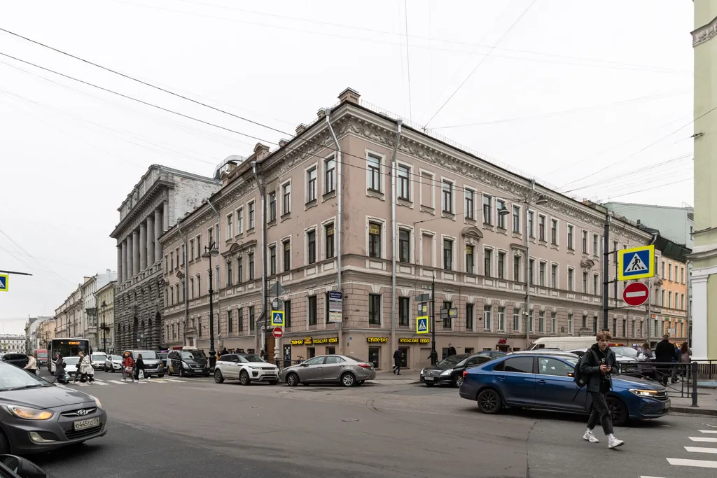 Квартира Квартира у Дворцовой площади с камином — Санкт-Петербург