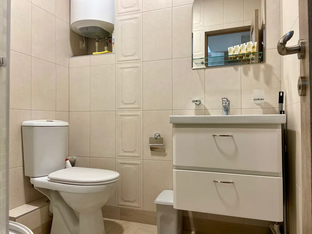 Happyapartments & tours