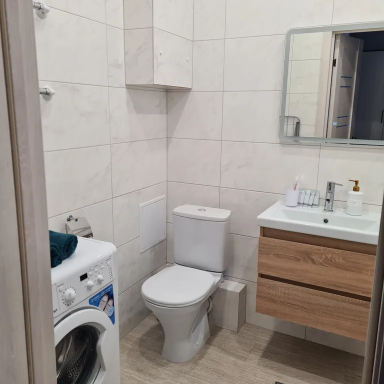 Уютная квартира в 10 минутах ходьбы от вокзала