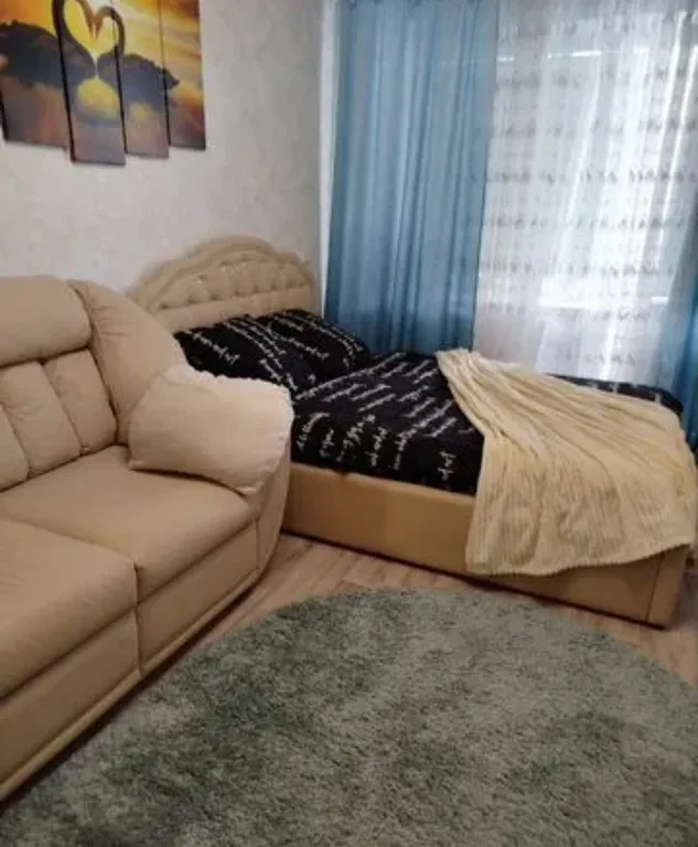 От трассы М-4 ехать 15 минут, круглосуточное бесконтактное заселение