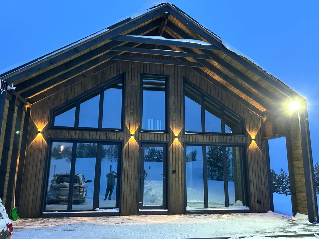 Уютно Ижевск. Барн-Хаус возле горнолыжного курорта Чекерил