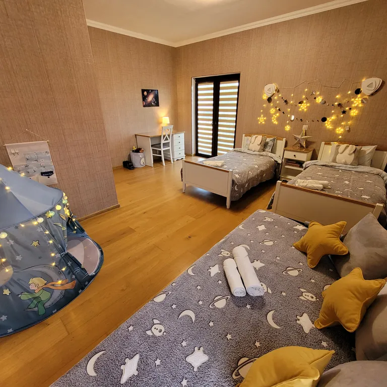 Вилла Морская - уютный дом с бассейном на берегу Балтийского моря