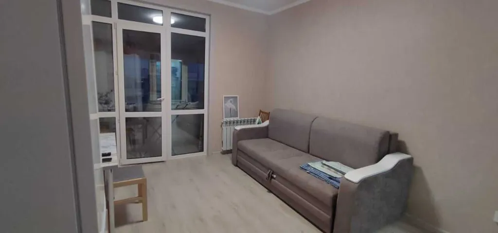 Квартира Современная студия в новом микрорайоне — аренда посуточно в Южно-Сахалинск