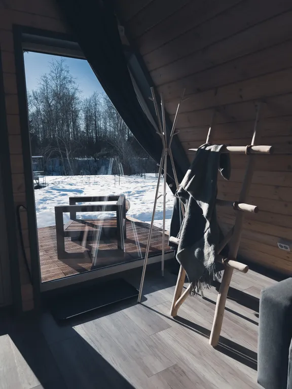 Коттедж Треугольный коттедж на берегу реки Лава — Ручьи