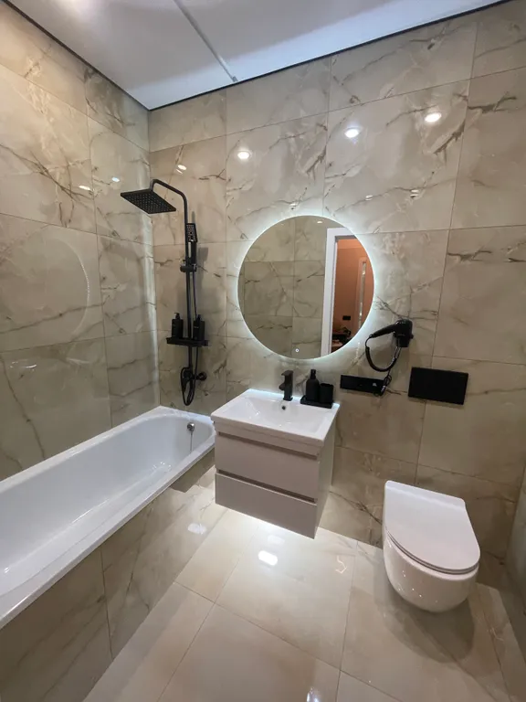 Новостройка возле ТрЦ Меганом