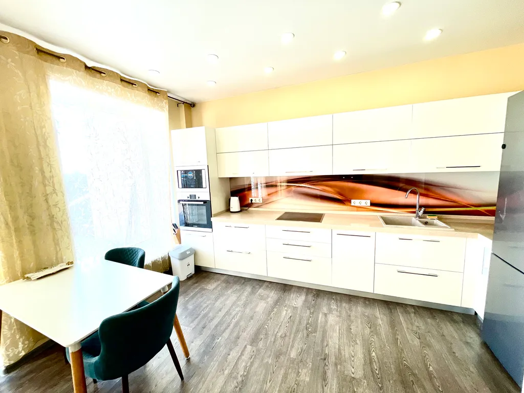 Большой коттедж - Lucky Home в центре с видом на  Золотой Рог