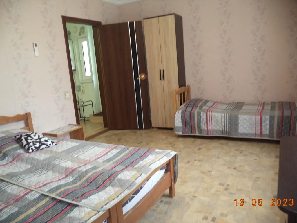 Коттедж Коттедж Этаж двухкомнатный в центре — Геленджик